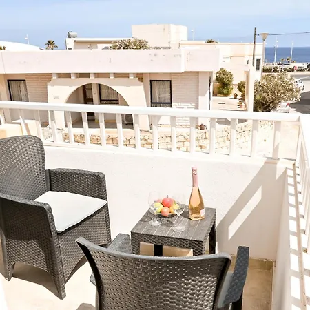 Sea Blue Horizon Qawra Bay Apartamento *